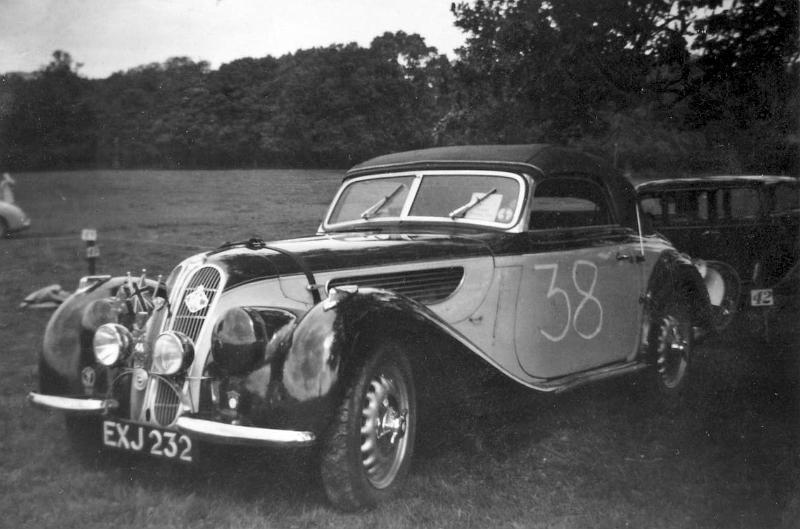 Dr Cleggs Frazer Nash e.JPG - Dr Clegg's BMW Frazer Nash, taking part in a hill climb.